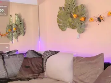 LadyMonna  live sex cam