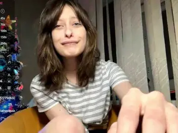 LynellGarzia  live sex cam
