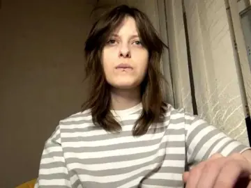 LynellGarzia  live sex cam