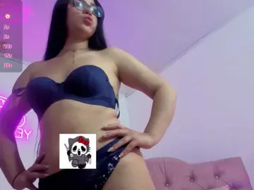 MILAH-TAY  live sex cam