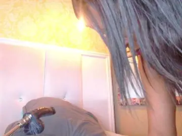 Denisemoca  live sex cam