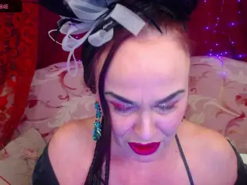 Ladyzlata  live sex cam