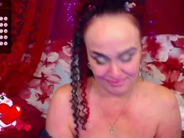 Ladyzlata  live sex cam