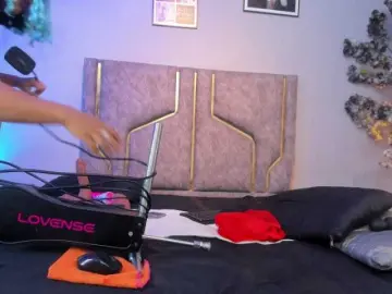 Miaakittyy  live sex cam