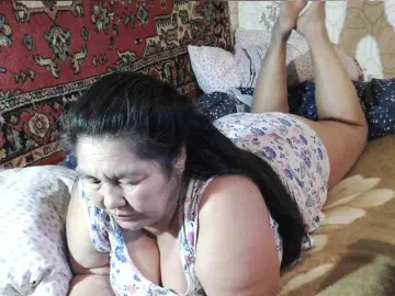 2Milf45  live sex cam