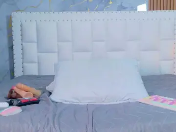 Indiancutiie  live sex cam