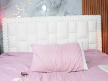 Indiancutiie  live sex cam