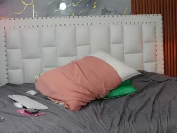 Indiancutiie  live sex cam
