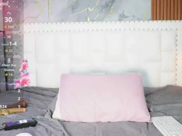 Indiancutiie  live sex cam