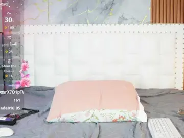 Indiancutiie  live sex cam