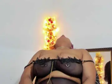 Jade-Nair  live sex cam