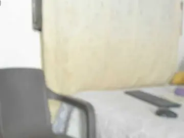 Laravelaa  live sex cam