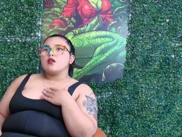 Mikaela-Joness  live sex cam