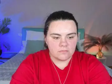 Ukr-Lena  live sex cam