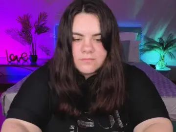 Ukr-Lena  live sex cam