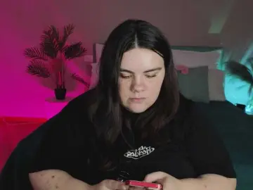 Ukr-Lena  live sex cam