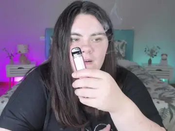Ukr-Lena  live sex cam