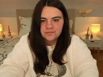 Ukr-Lena  live sex cam