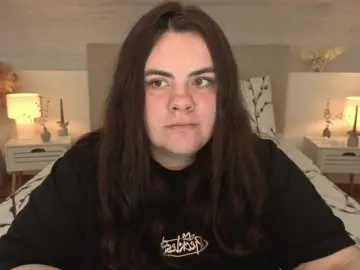 Ukr-Lena  live sex cam