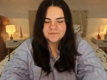 Ukr-Lena  live sex cam
