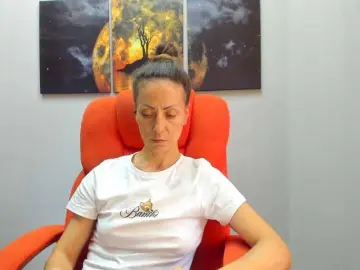 ViktoriiaLuna  live sex cam
