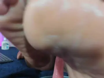 Mya-blaze  live sex cam