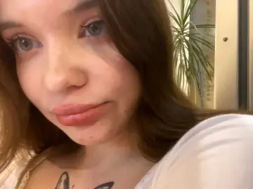 BettieClemence  live sex cam