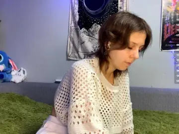 JustinaFoor  live sex cam