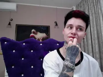 KennysXX  live sex cam