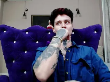 KennysXX  live sex cam