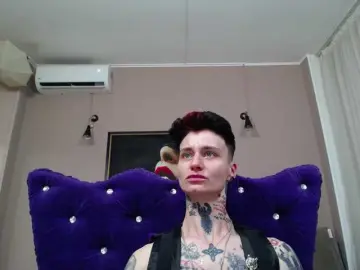 KennysXX  live sex cam