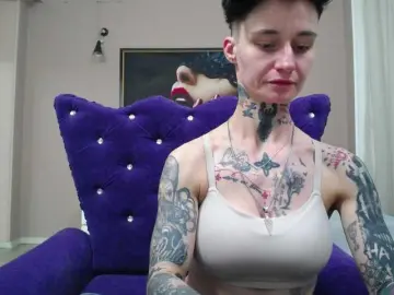 KennysXX  live sex cam