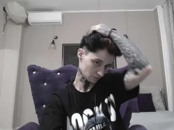 KennysXX  live sex cam