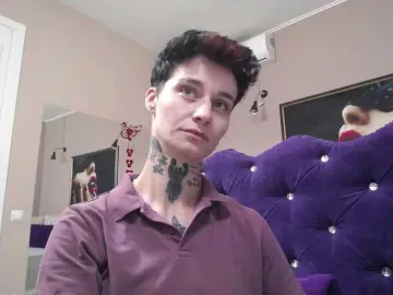 KennysXX  live sex cam