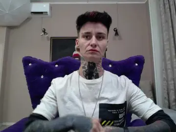 KennysXX  live sex cam
