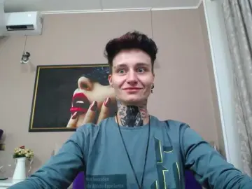 KennysXX  live sex cam