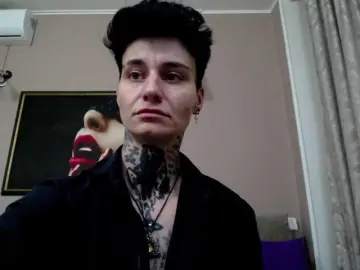 KennysXX  live sex cam