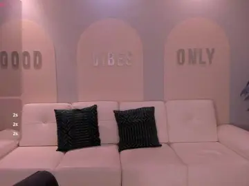 StacyWoods  live sex cam