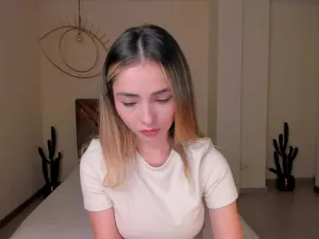 StacyWoods  live sex cam