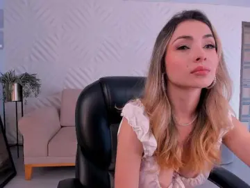 StacyWoods  live sex cam