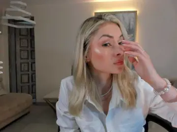 StacyWoods  live sex cam