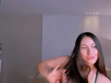AmyRosse1  live sex cam