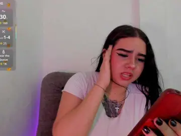 Liily-moore  live sex cam