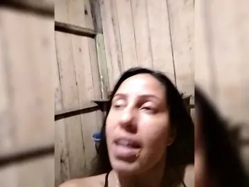 Lupita90  live sex cam