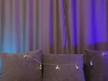 Monicaerotic  live sex cam