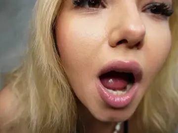 CandyRushhh  live sex cam