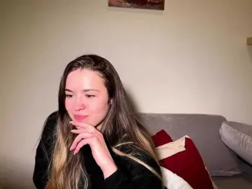 LioraKern  live sex cam