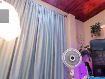 Chloe-rosse  live sex cam