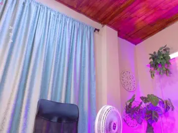 Chloe-rosse  live sex cam