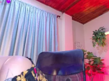 Chloe-rosse  live sex cam